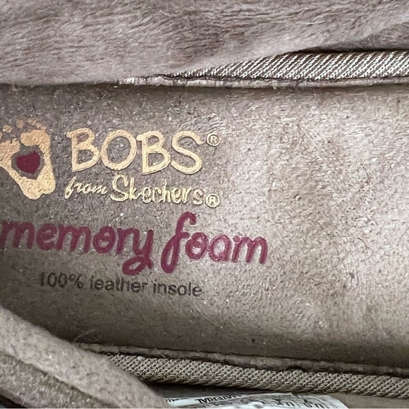 Bobs From Skechers Memory Foam Slip ons Size 7 - Picture 10 of 11